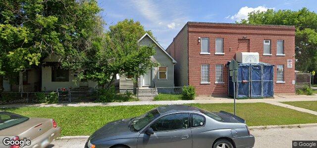 Photo of 669 Flora Avenue in Winnipeg, Manitoba