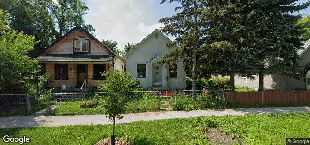 678 Flora Avenue（加拿大曼尼托巴省温尼伯市）房屋照片