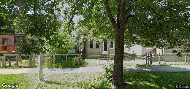 688 Stella Avenue（加拿大曼尼托巴省温尼伯市）房屋照片