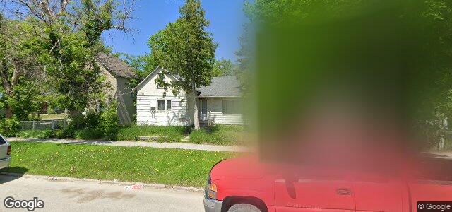 723 Flora Avenue（加拿大曼尼托巴省温尼伯市）房屋照片