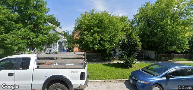 781 Flora Avenue（加拿大曼尼托巴省温尼伯市）房屋照片