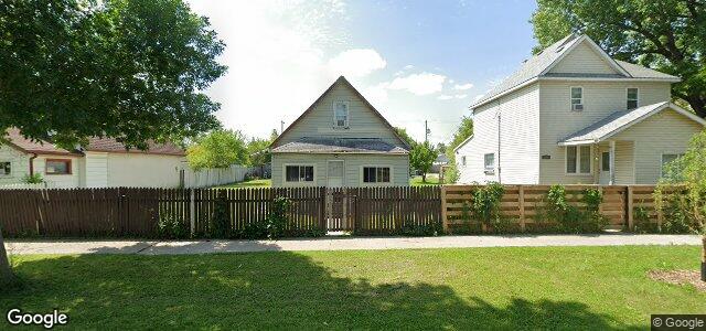 Larawan ng 818 Flora Avenue sa Winnipeg, Manitoba