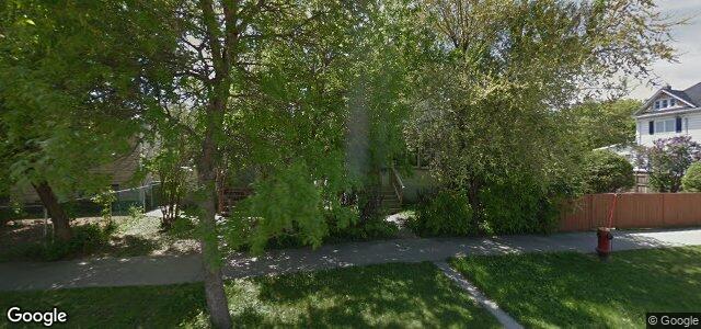 826 Stella Avenue（加拿大曼尼托巴省温尼伯市）房屋照片