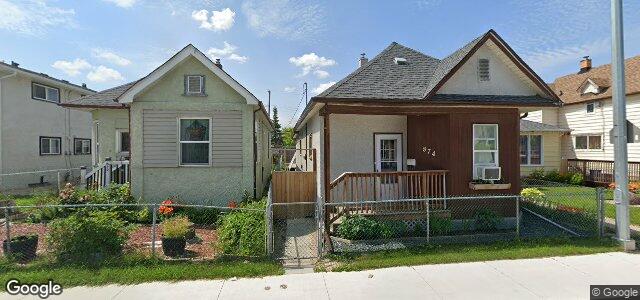 Photo of 874 Selkirk Avenue in Winnipeg, Manitoba