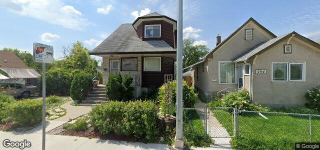 Photo of 932 Selkirk Avenue in Winnipeg, Manitoba