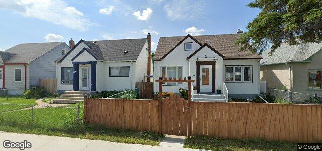 Photo of 948 Selkirk Avenue in Winnipeg, Manitoba