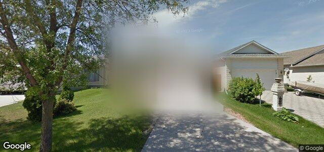 203 Eaglemere Drive（加拿大曼尼托巴省温尼伯市）房屋照片