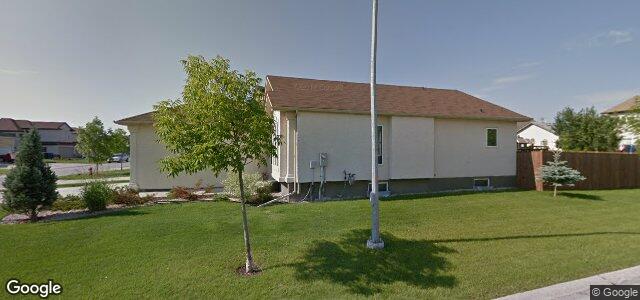 235 Golden Eagle Drive（加拿大曼尼托巴省温尼伯市）房屋照片