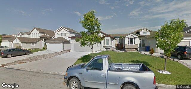 316 Golden Eagle Drive（加拿大曼尼托巴省温尼伯市）房屋照片