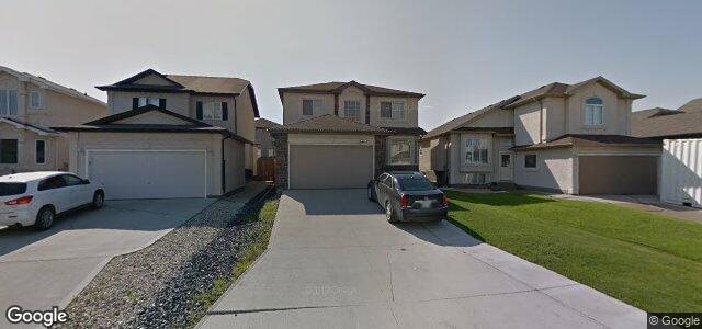 323 Golden Eagle Drive（加拿大曼尼托巴省温尼伯市）房屋照片