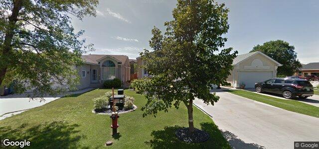 8 Eaglemere Drive（加拿大曼尼托巴省温尼伯市）房屋照片