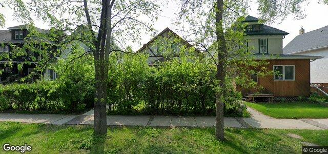 592 Warsaw Avenue（加拿大曼尼托巴省温尼伯市）房屋照片