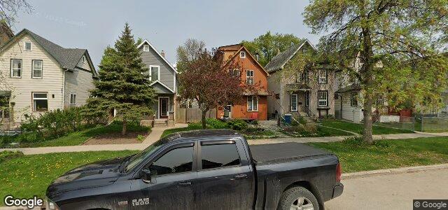 631 Warsaw Avenue（加拿大曼尼托巴省温尼伯市）房屋照片