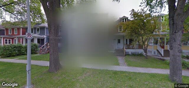 694 Warsaw Avenue（加拿大曼尼托巴省温尼伯市）房屋照片