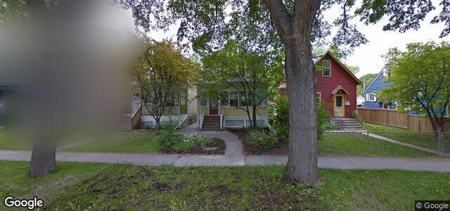 698 Warsaw Avenue（加拿大曼尼托巴省温尼伯市）房屋照片