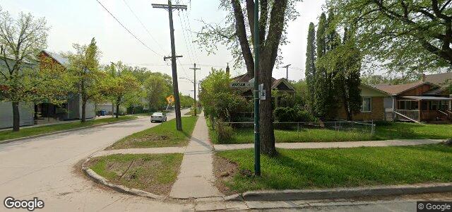 714 Warsaw Avenue（加拿大曼尼托巴省温尼伯市）房屋照片