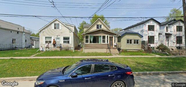 Larawan ng 733 Scotland Avenue sa Winnipeg, Manitoba