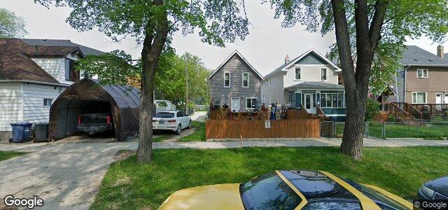 749 Warsaw Avenue（加拿大曼尼托巴省温尼伯市）房屋照片