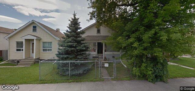 Photo of 722 Mccalman Avenue in Winnipeg, Manitoba