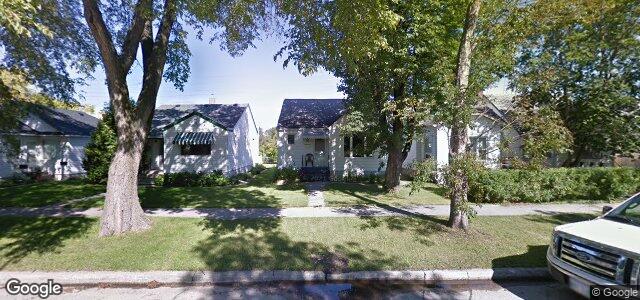 739 Weatherdon Avenue（加拿大曼尼托巴省温尼伯市）房屋照片
