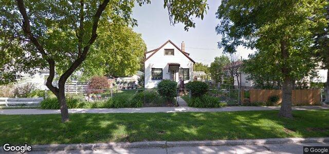 Photo of 863 Hector Avenue in Winnipeg, Manitoba