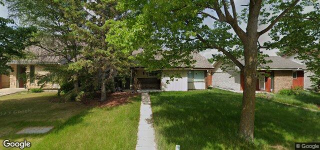 102 Woodfield Bay（加拿大曼尼托巴省温尼伯市）房屋照片