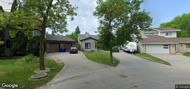 111 Woodview Bay（加拿大曼尼托巴省温尼伯市）房屋照片