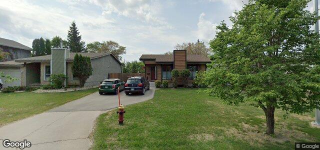 133 Woodview Bay（加拿大曼尼托巴省温尼伯市）房屋照片