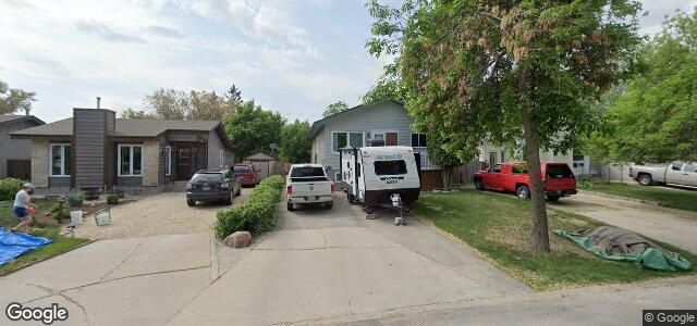 141 Woodview Bay（加拿大曼尼托巴省温尼伯市）房屋照片