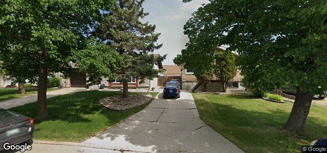 15 Woodfield Bay（加拿大曼尼托巴省温尼伯市）房屋照片