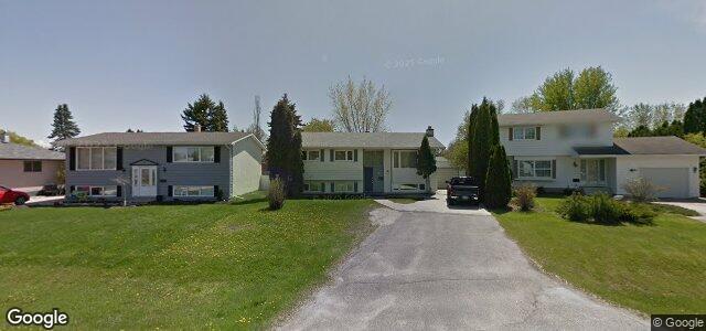 22 Epsom Crescent（加拿大曼尼托巴省温尼伯市）房屋照片