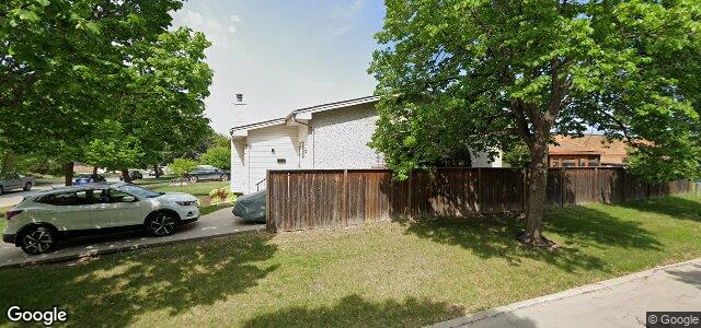 23 Woodfield Bay（加拿大曼尼托巴省温尼伯市）房屋照片