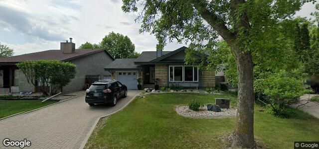 38 Woodview Bay（加拿大曼尼托巴省温尼伯市）房屋照片