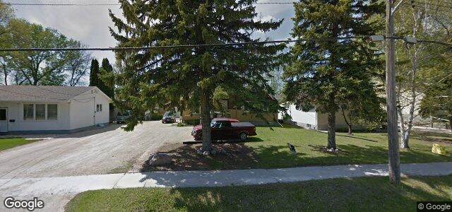 586 Elmhurst Road（加拿大曼尼托巴省温尼伯市）房屋照片