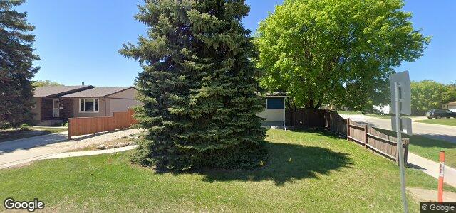 676 Cathcart Street（加拿大曼尼托巴省温尼伯市）房屋照片