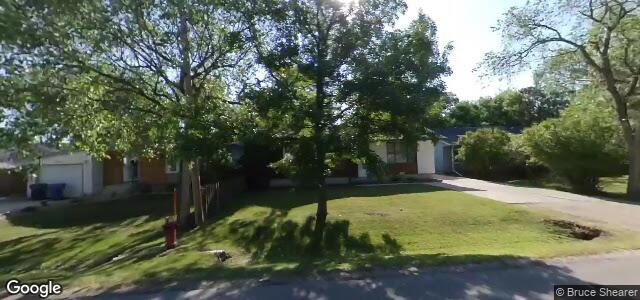 695 Elmhurst Road（加拿大曼尼托巴省温尼伯市）房屋照片