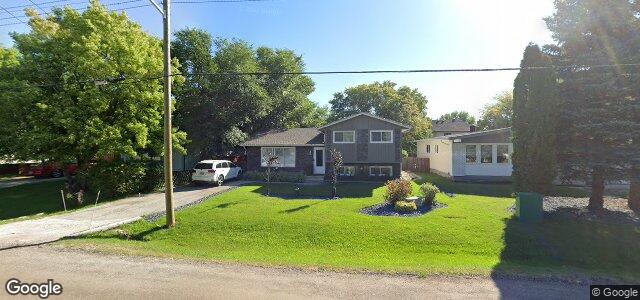 Photo of 713 Laxdal Road in Winnipeg, Manitoba