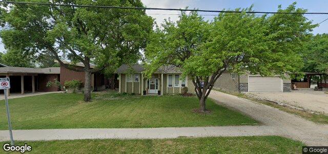 880 Elmhurst Road（加拿大曼尼托巴省温尼伯市）房屋照片