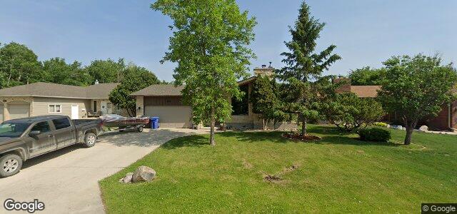 Photo of 66 Alenbrook Bay in Winnipeg, Manitoba