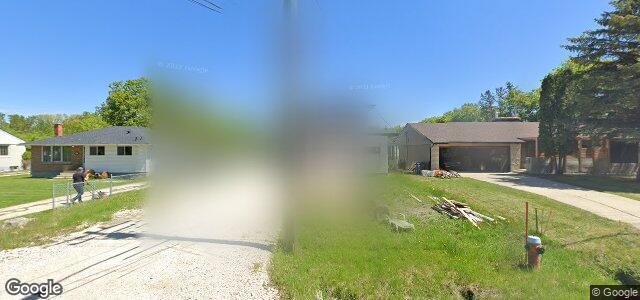 667 Oakdale Drive（加拿大曼尼托巴省温尼伯市）房屋照片