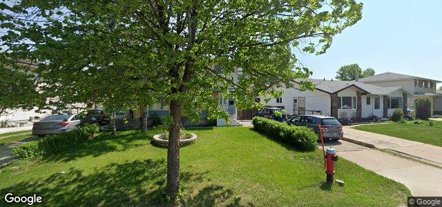 135 Baylor Avenue ਦੀ ਫੋਟੋ, ਵਿਨੀਪਿਗ, ਮੈਨੀਟੋਬਾ