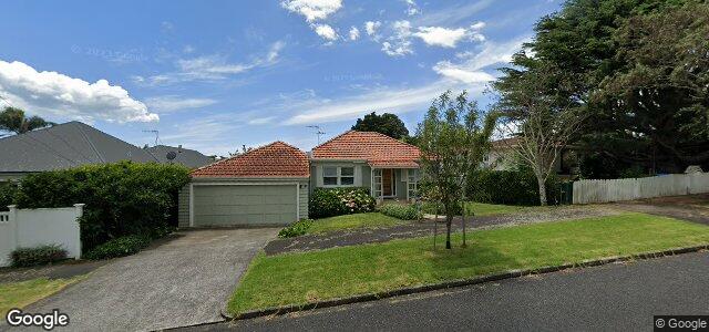 Photo of 14 Whitehaven Road in Winnipeg, Manitoba