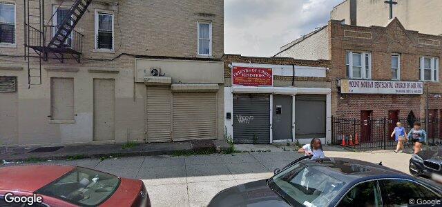 Photo of 240 Rochester Avenue in Winnipeg, Manitoba