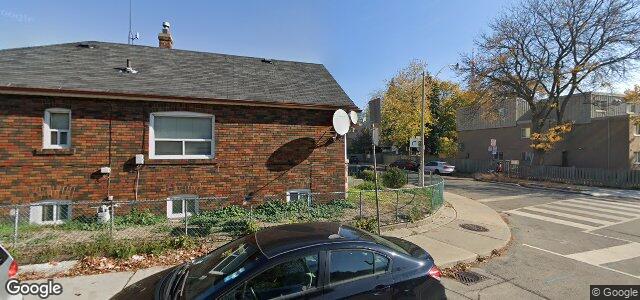 Photo of 42 Ryerson Avenue in Winnipeg, Manitoba