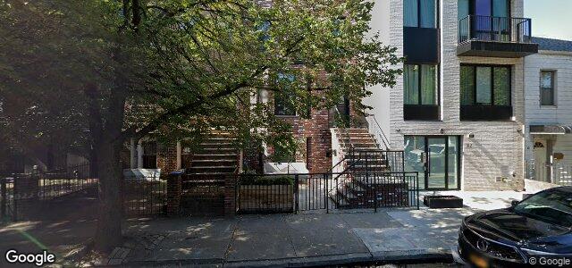 Larawan ng 44 Rochester Avenue sa Winnipeg, Manitoba