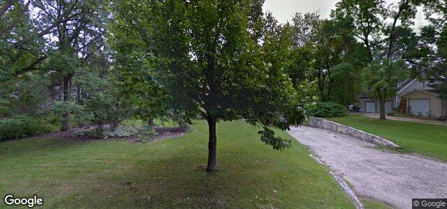 572 Parkwood Place（加拿大曼尼托巴省温尼伯市）房屋照片