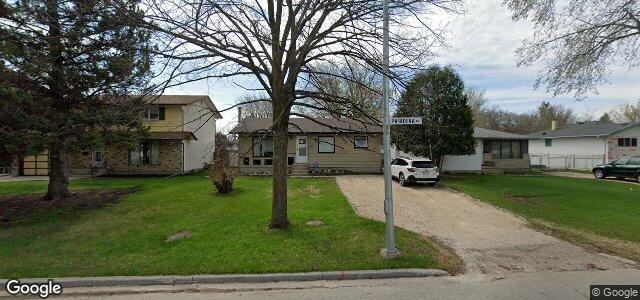 700 Pasadena Avenue（加拿大曼尼托巴省温尼伯市）房屋照片