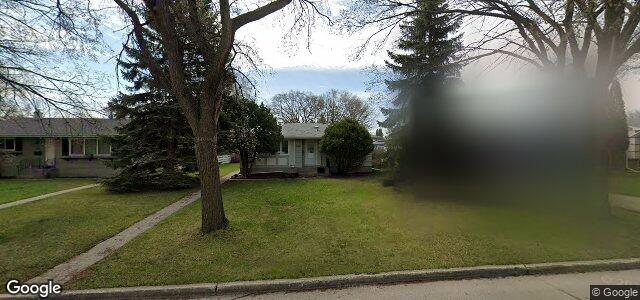 Photo of 748 Pasadena Avenue in Winnipeg, Manitoba