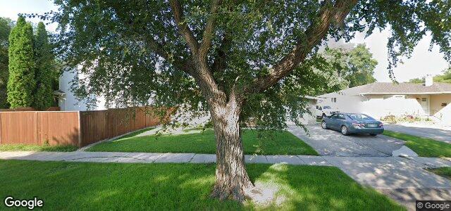 1032 Diplomat Drive（加拿大曼尼托巴省温尼伯市）房屋照片