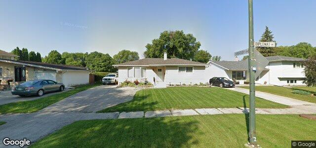 1036 Diplomat Drive（加拿大曼尼托巴省温尼伯市）房屋照片